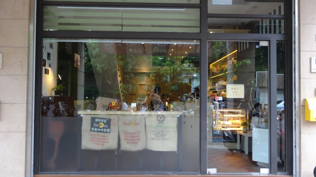 Meow G Cafe Hostel Хуалиен Сити Екстериор снимка
