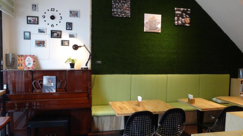 Meow G Cafe Hostel Хуалиен Сити Екстериор снимка